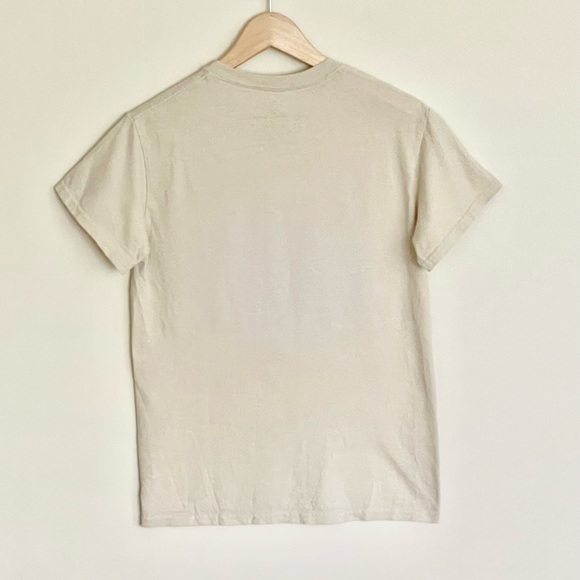 Jean-Michel Basquiat Red Kings Graphic Beige T Shirt Adult size Small - Picture 5 of 6